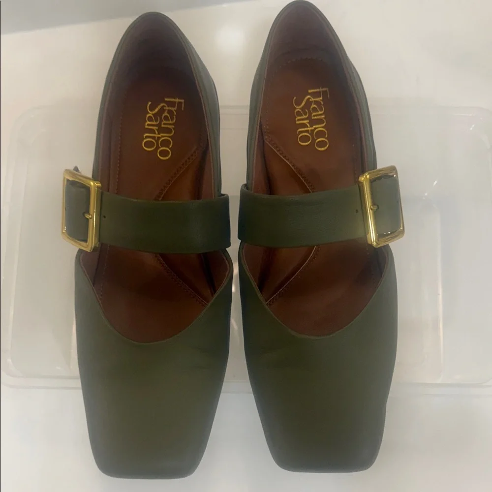 Franco Sarto Olive Green Flats with Gold Buckle - Picture 12 of 16